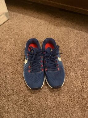 Nike Navy & White Running Sneakers with Red Accents